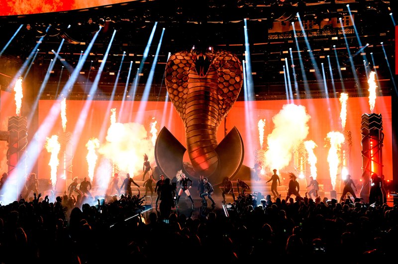 Taylor Swift at 2018 American Music Awards — photo 158