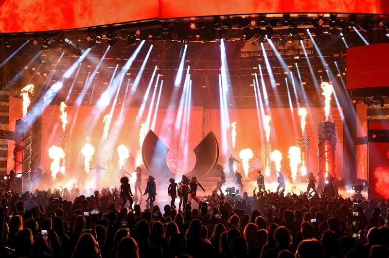 Taylor Swift at 2018 American Music Awards — photo 171