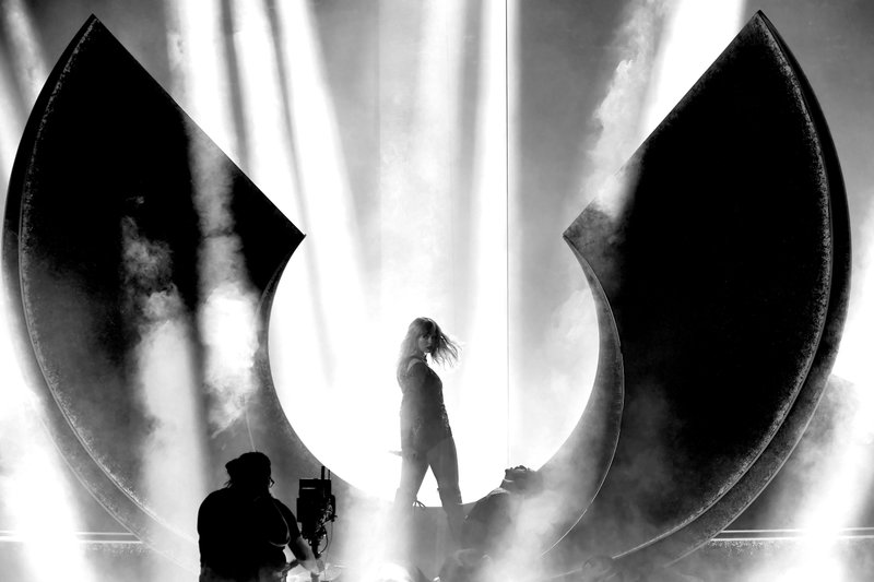 Taylor Swift at 2018 American Music Awards — photo 190