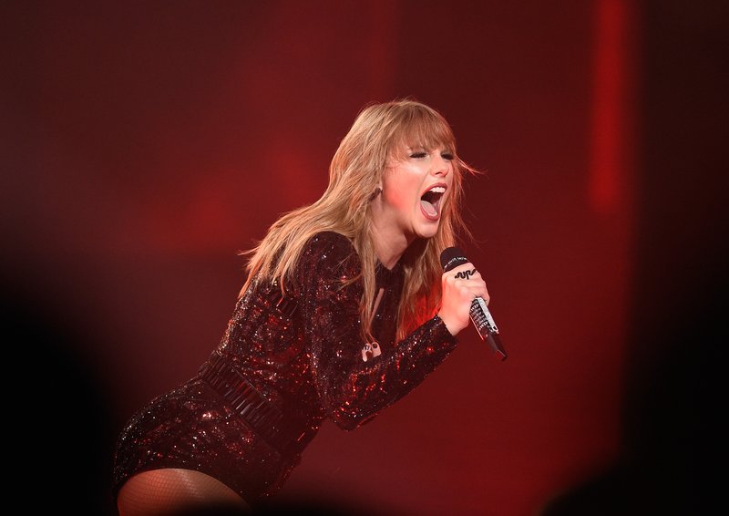 Taylor Swift at 2018 American Music Awards — photo 208