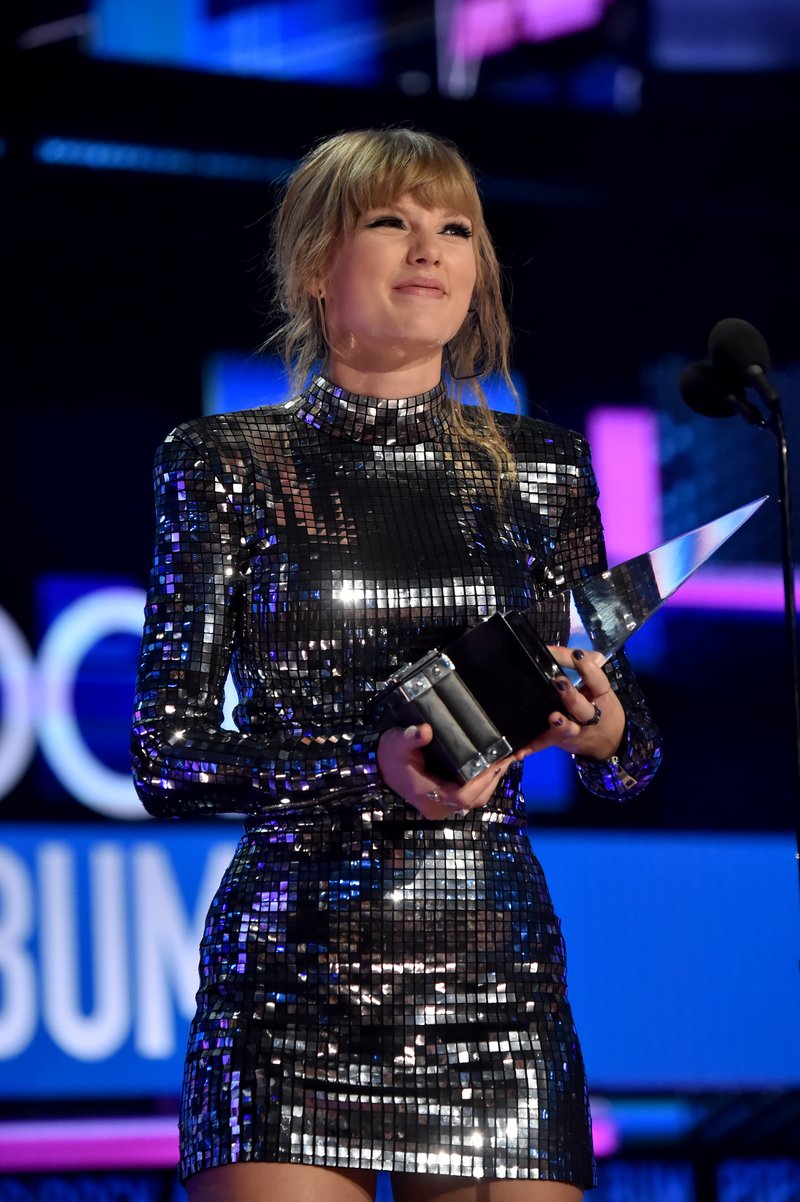 Taylor Swift at 2018 American Music Awards — photo 364