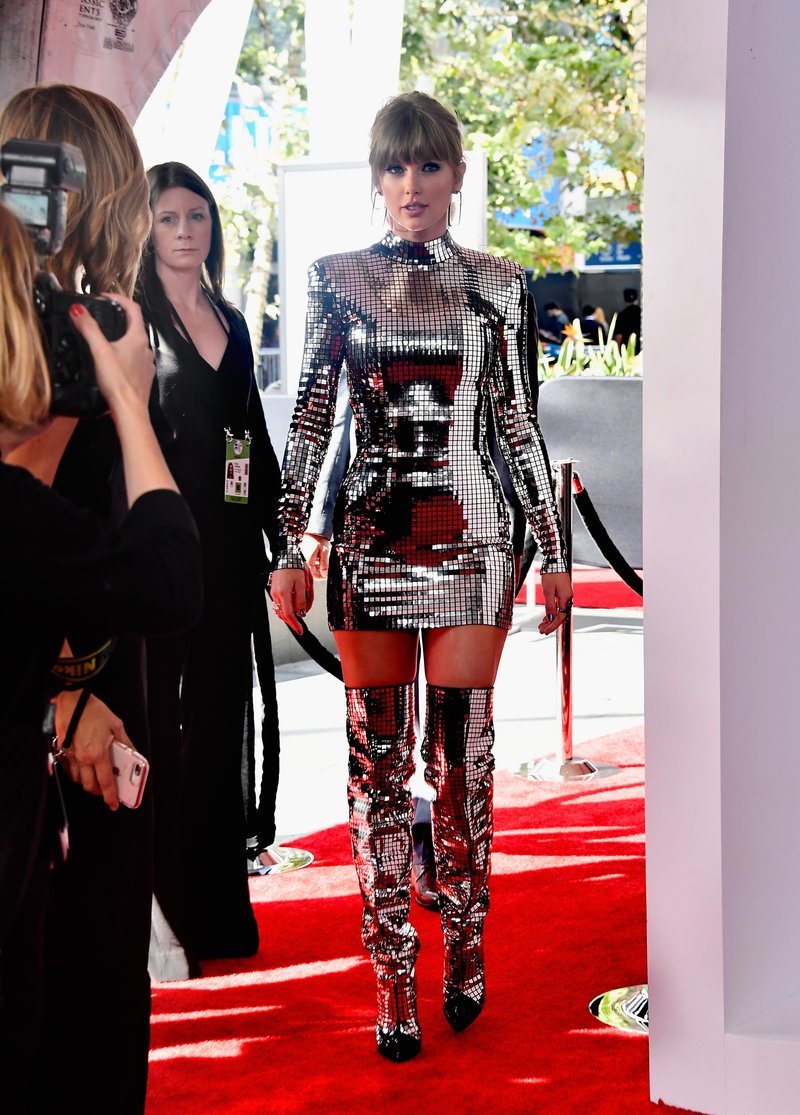 Taylor Swift at 2018 American Music Awards — photo 412