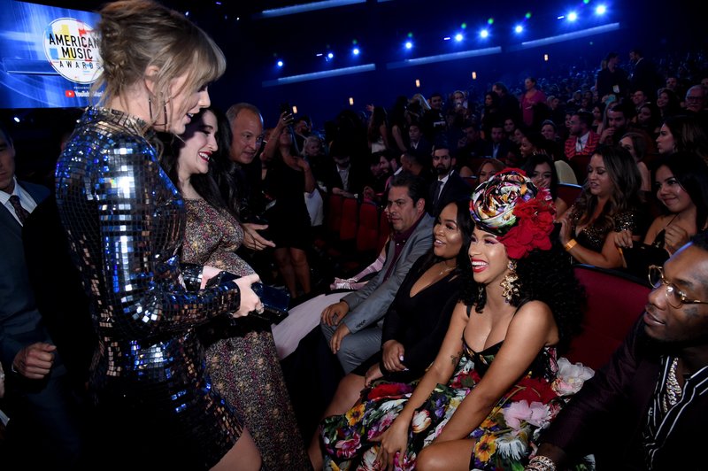 Taylor Swift at 2018 American Music Awards — photo 416