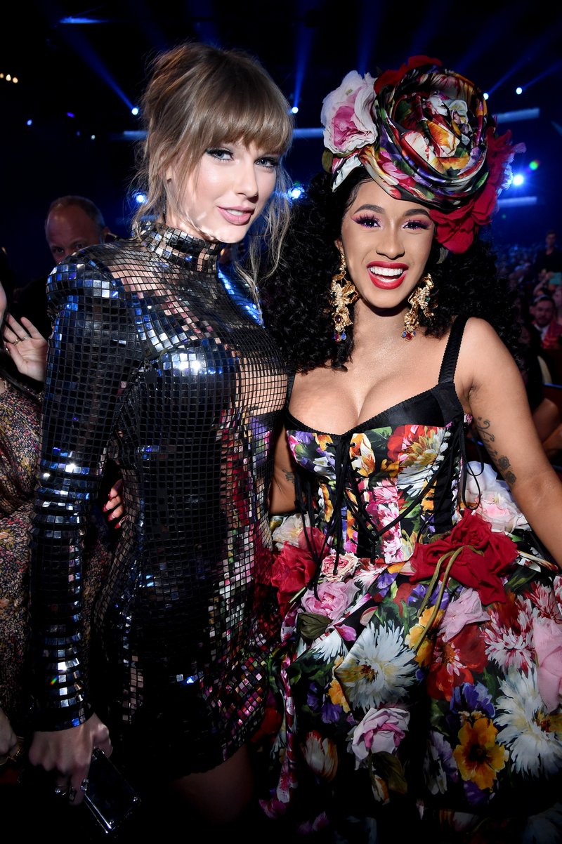 Taylor Swift at 2018 American Music Awards — photo 417