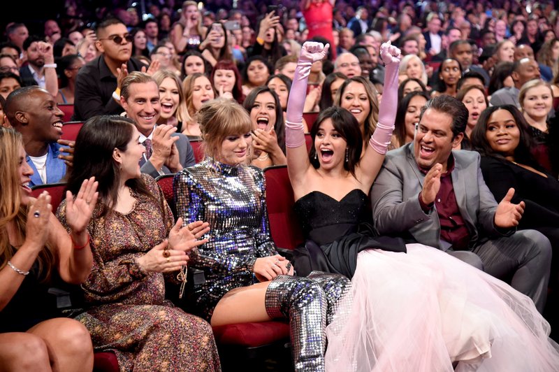 Taylor Swift at 2018 American Music Awards — photo 422