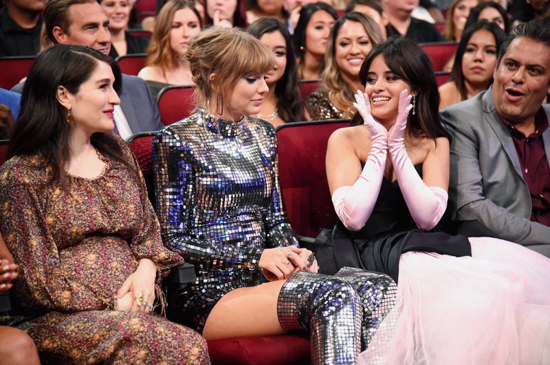 Taylor Swift at 2018 American Music Awards — photo 440