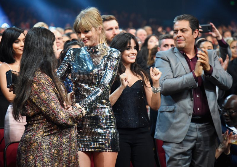 Taylor Swift at 2018 American Music Awards — photo 448