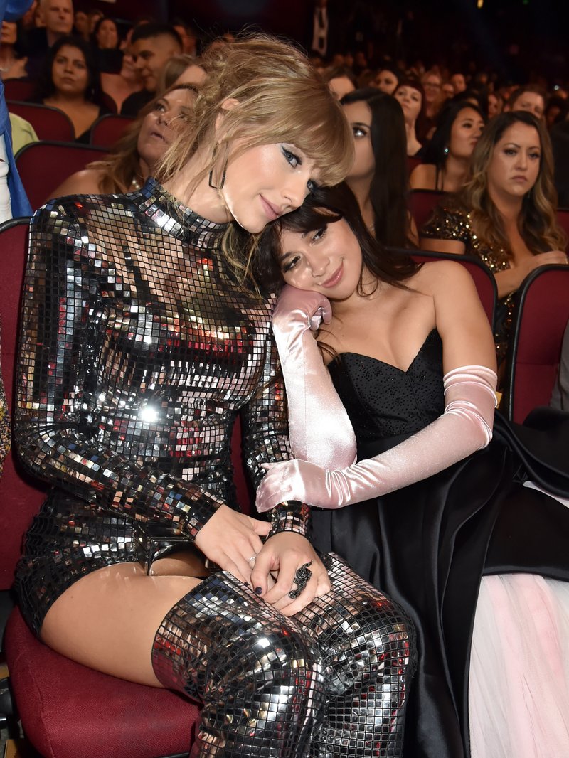 Taylor Swift at 2018 American Music Awards — photo 464