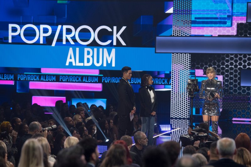 Taylor Swift at 2018 American Music Awards — photo 483