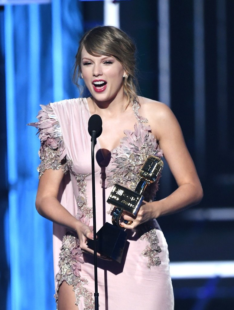 Taylor Swift at 2018 Billboard Music Awards — photo 48