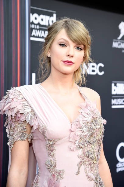 Taylor Swift at 2018 Billboard Music Awards — photo 85
