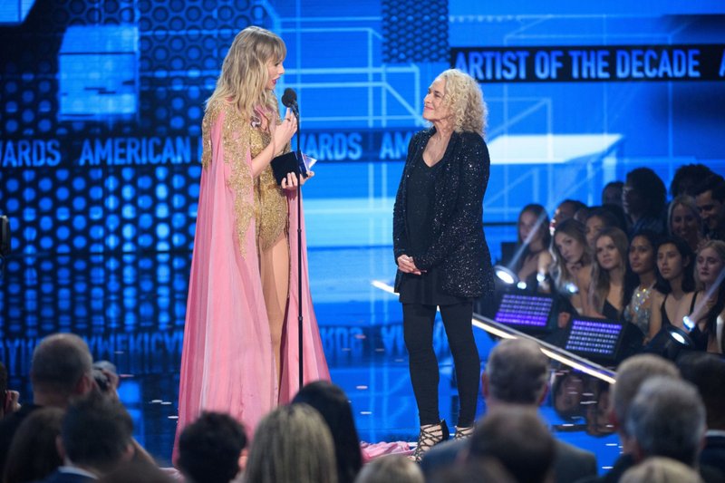 Taylor Swift at 2019 American Music Awards — photo 65