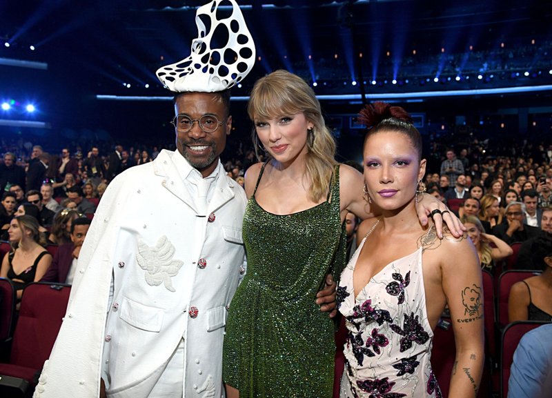 Taylor Swift at 2019 American Music Awards — photo 169