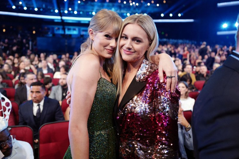 Taylor Swift at 2019 American Music Awards — photo 171
