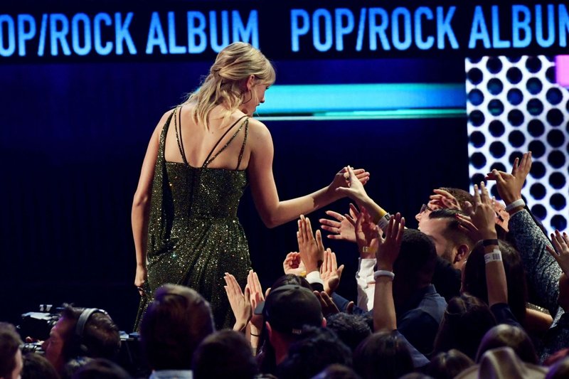 Taylor Swift at 2019 American Music Awards — photo 180