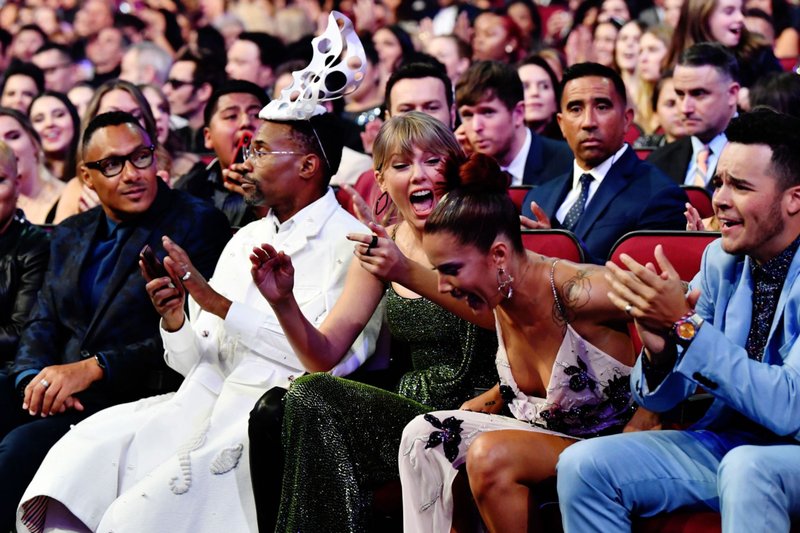 Taylor Swift at 2019 American Music Awards — photo 197