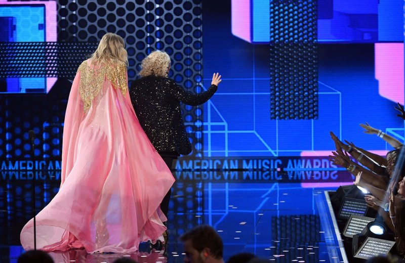 Taylor Swift at 2019 American Music Awards — photo 296