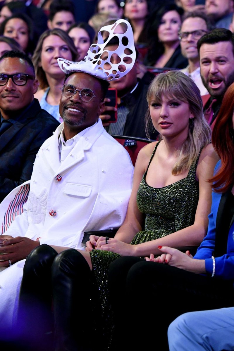 Taylor Swift at 2019 American Music Awards — photo 429