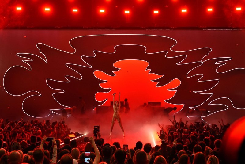 Taylor Swift at 2019 American Music Awards — photo 455