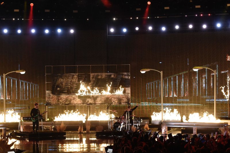 Taylor Swift at 2019 American Music Awards — photo 533