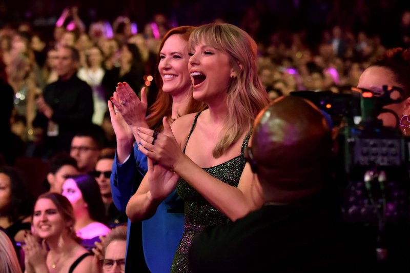 Taylor Swift at 2019 American Music Awards — photo 568