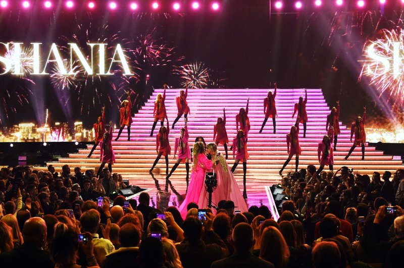 Taylor Swift at 2019 American Music Awards — photo 572