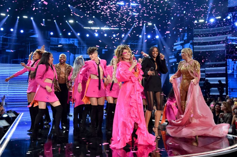 Taylor Swift at 2019 American Music Awards — photo 641