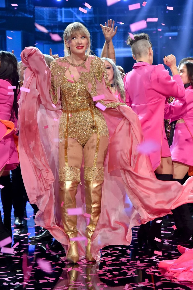 Taylor Swift at 2019 American Music Awards — photo 664