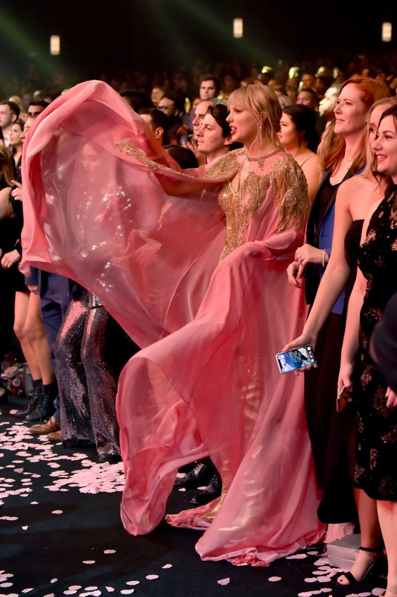 Taylor Swift at 2019 American Music Awards — photo 722