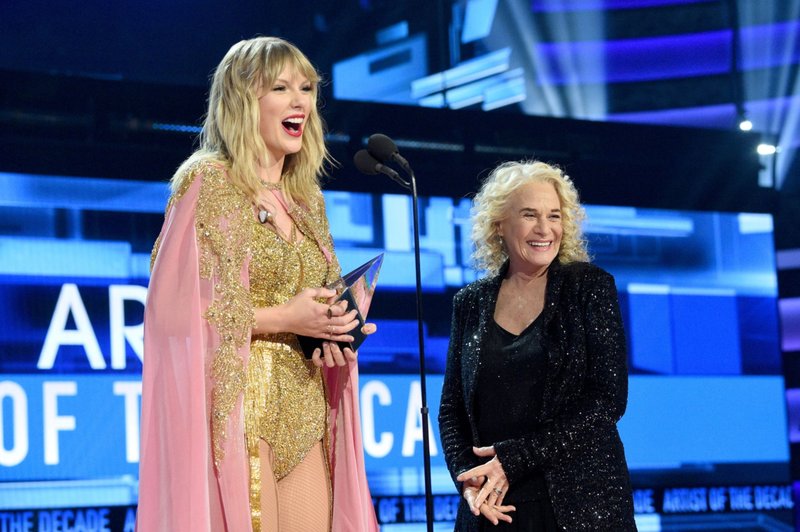 Taylor Swift at 2019 American Music Awards — photo 728