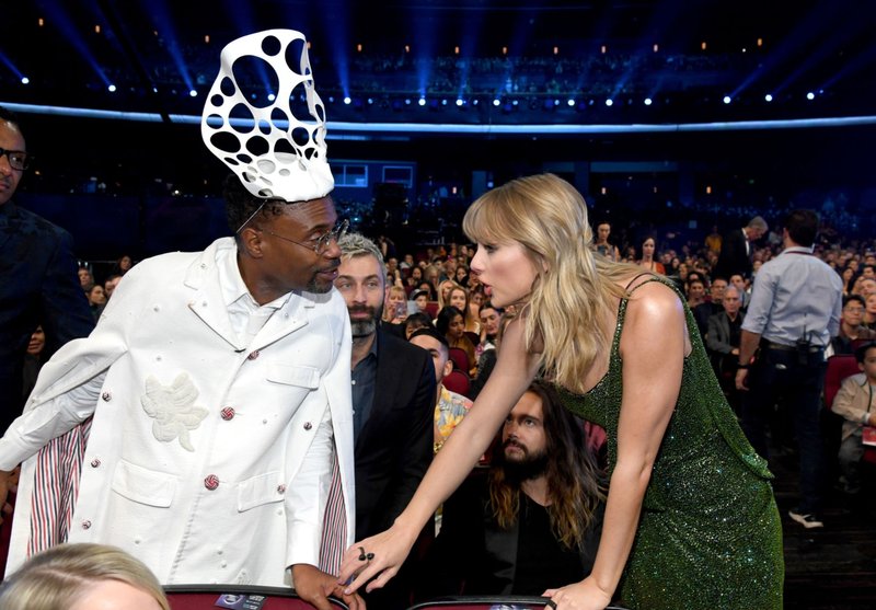 Taylor Swift at 2019 American Music Awards — photo 732