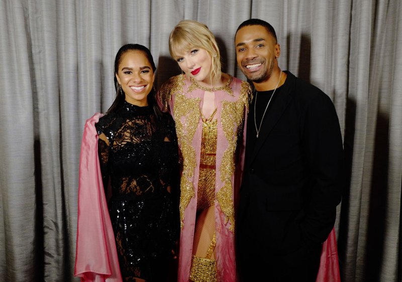 Taylor Swift at 2019 American Music Awards — photo 758