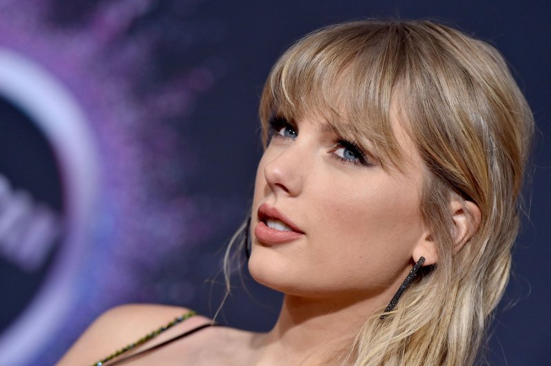 Taylor Swift at 2019 American Music Awards — photo 773