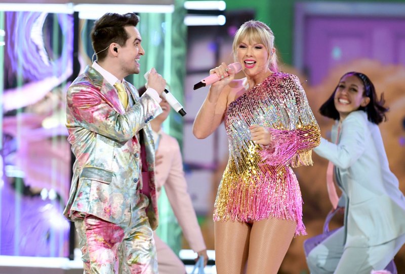 Taylor Swift at 2019 Billboard Music Awards — photo 28