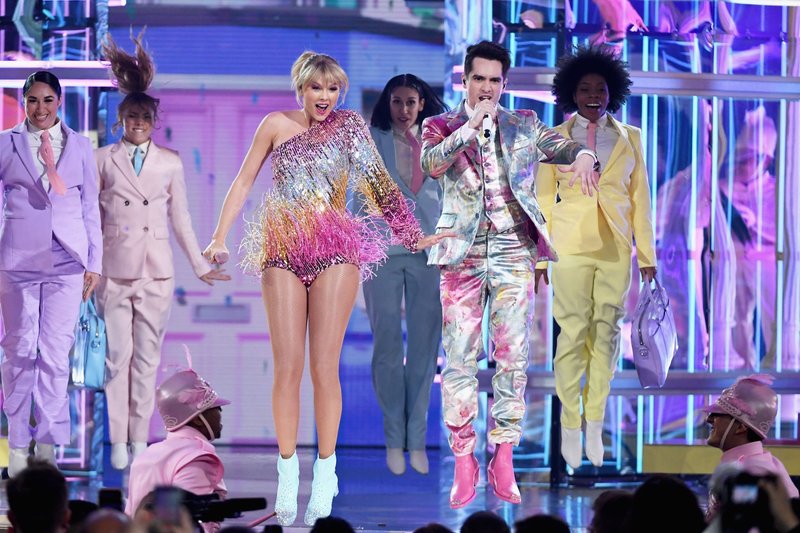 Taylor Swift at 2019 Billboard Music Awards — photo 42