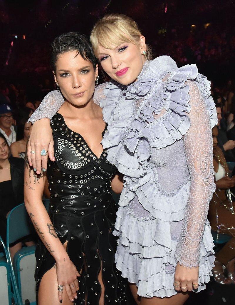 Taylor Swift at 2019 Billboard Music Awards — photo 83