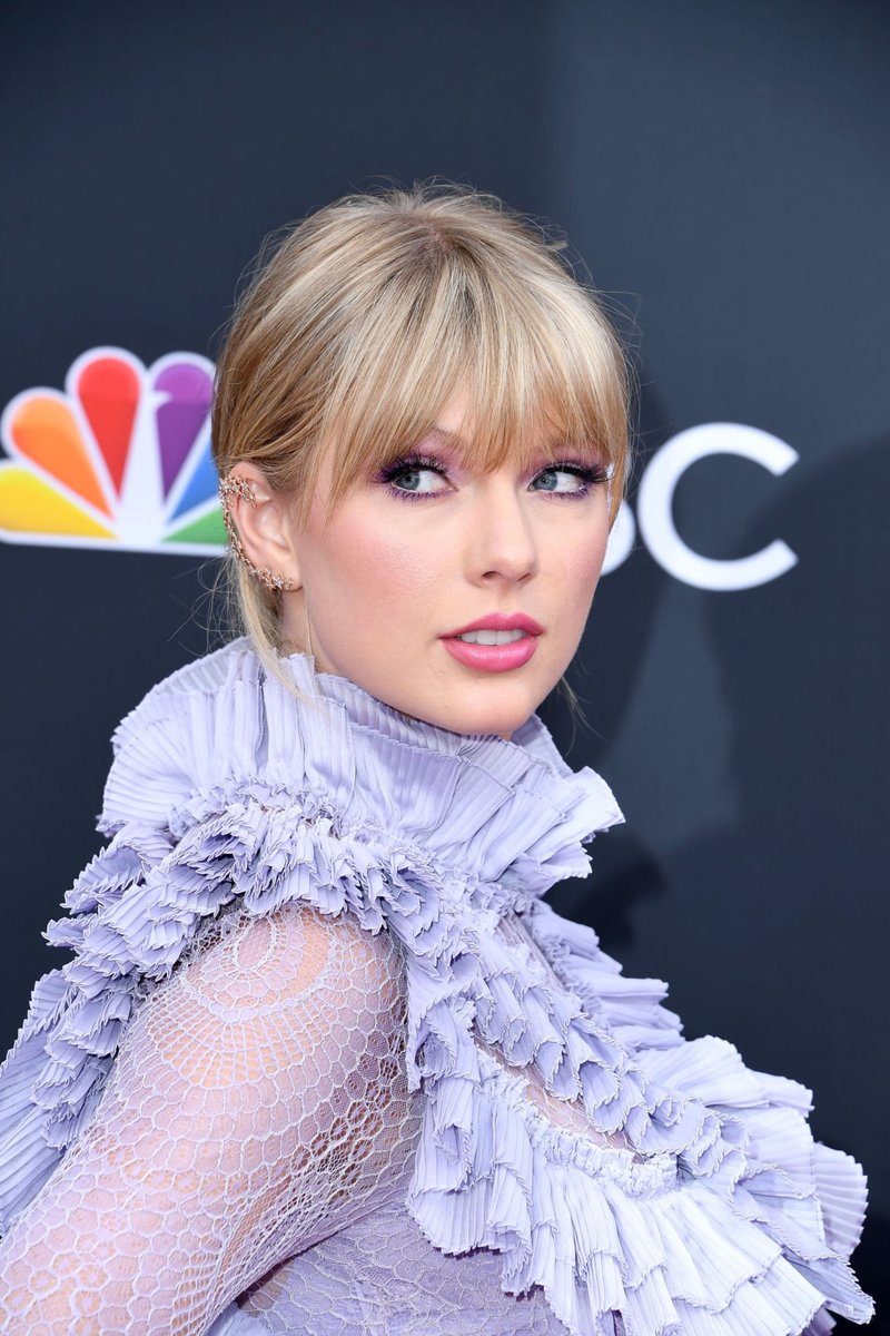 Taylor Swift at 2019 Billboard Music Awards — photo 144