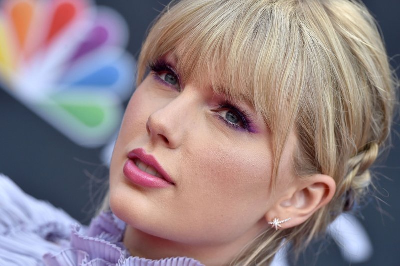 Taylor Swift at 2019 Billboard Music Awards — photo 182