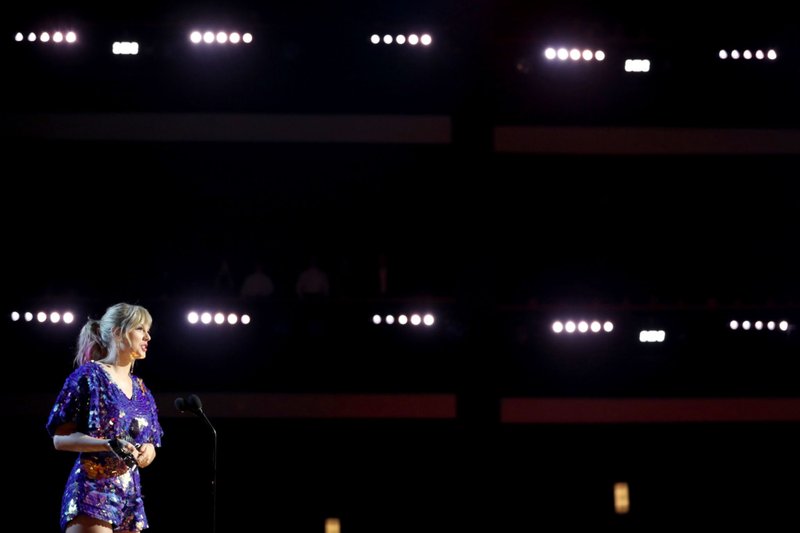 Taylor Swift at 2019 iHeartRadio Music Awards — photo 30