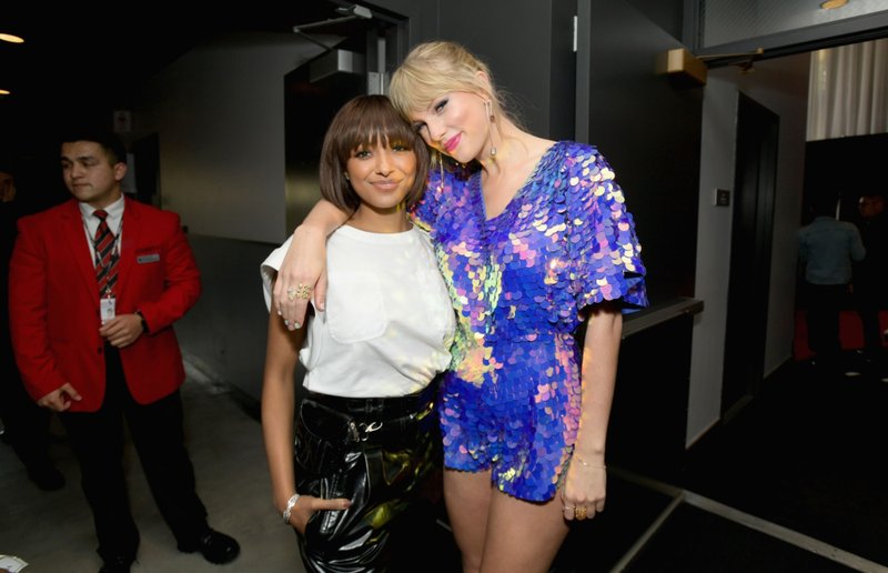 Taylor Swift at 2019 iHeartRadio Music Awards — photo 35