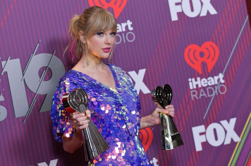 Taylor Swift at 2019 iHeartRadio Music Awards — photo 96