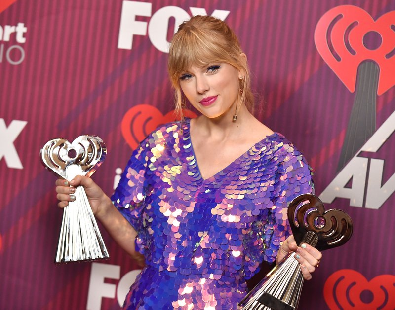 Taylor Swift at 2019 iHeartRadio Music Awards — photo 286