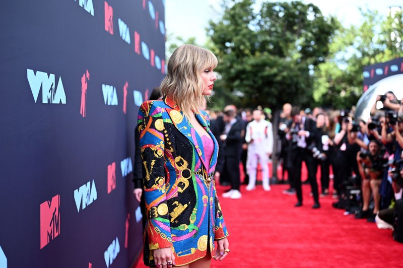 Taylor Swift at 2019 MTV Video Music Awards — photo 113