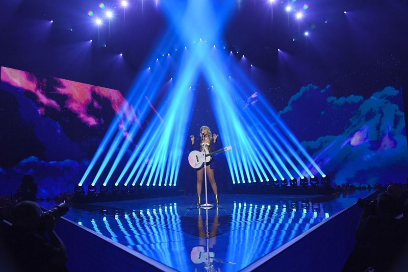 Taylor Swift at 2019 MTV Video Music Awards — photo 165