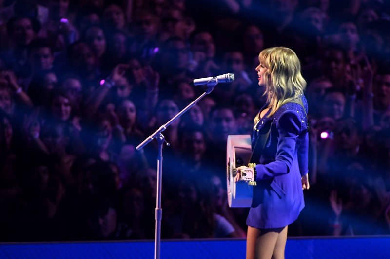 Taylor Swift at 2019 MTV Video Music Awards — photo 167