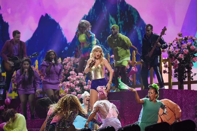 Taylor Swift at 2019 MTV Video Music Awards — photo 182