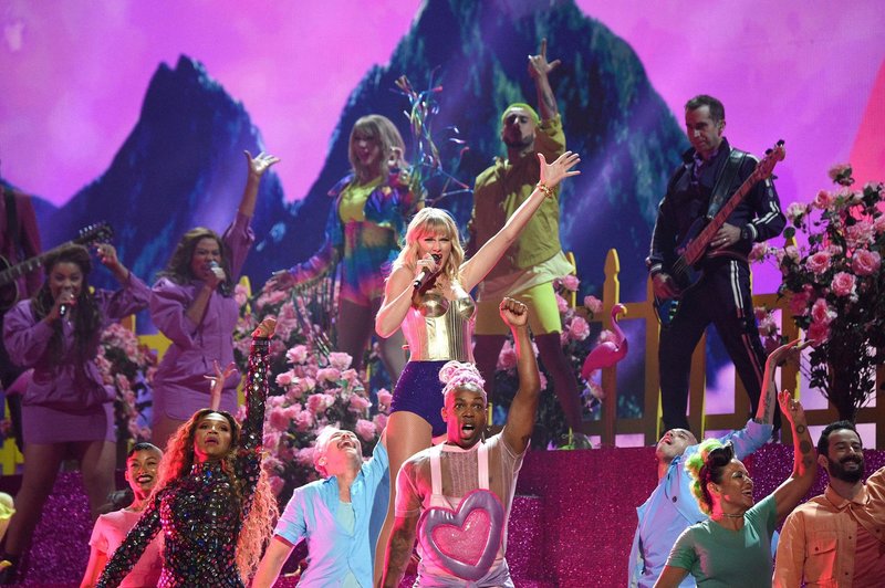 Taylor Swift at 2019 MTV Video Music Awards — photo 198