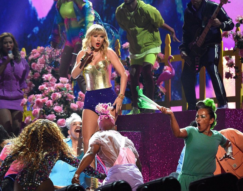 Taylor Swift at 2019 MTV Video Music Awards — photo 231