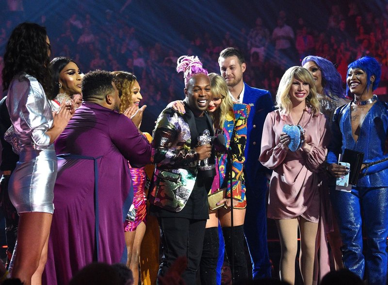 Taylor Swift at 2019 MTV Video Music Awards — photo 276