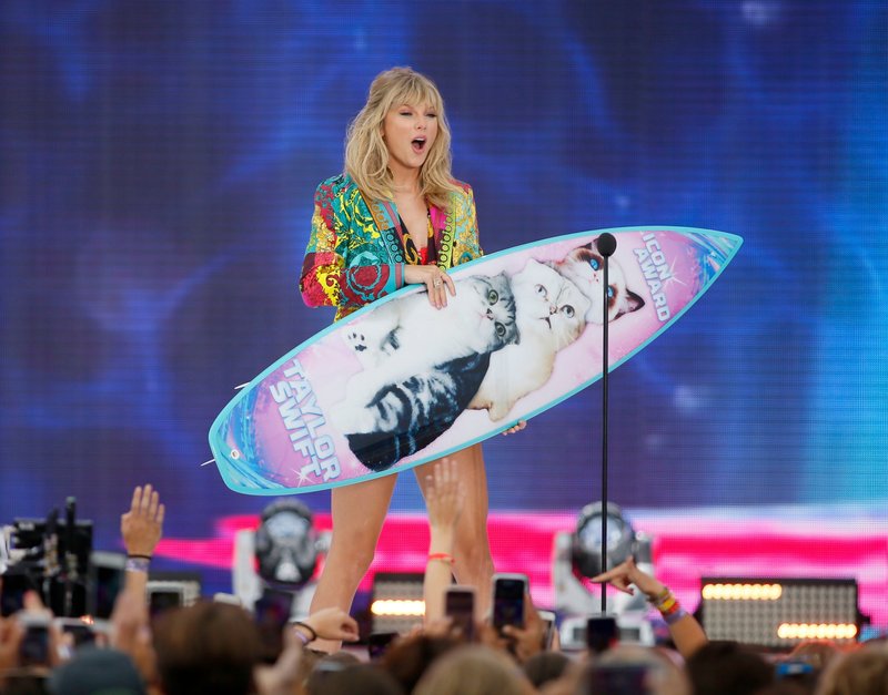 Taylor Swift at 2019 Teen Choice Awards — photo 277